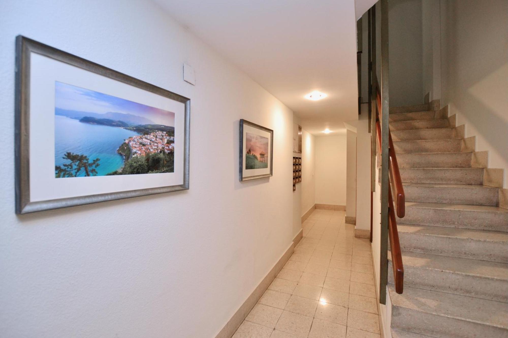 Bonito Piso En Centro De Oviedo. Rosal 36 Apartamento